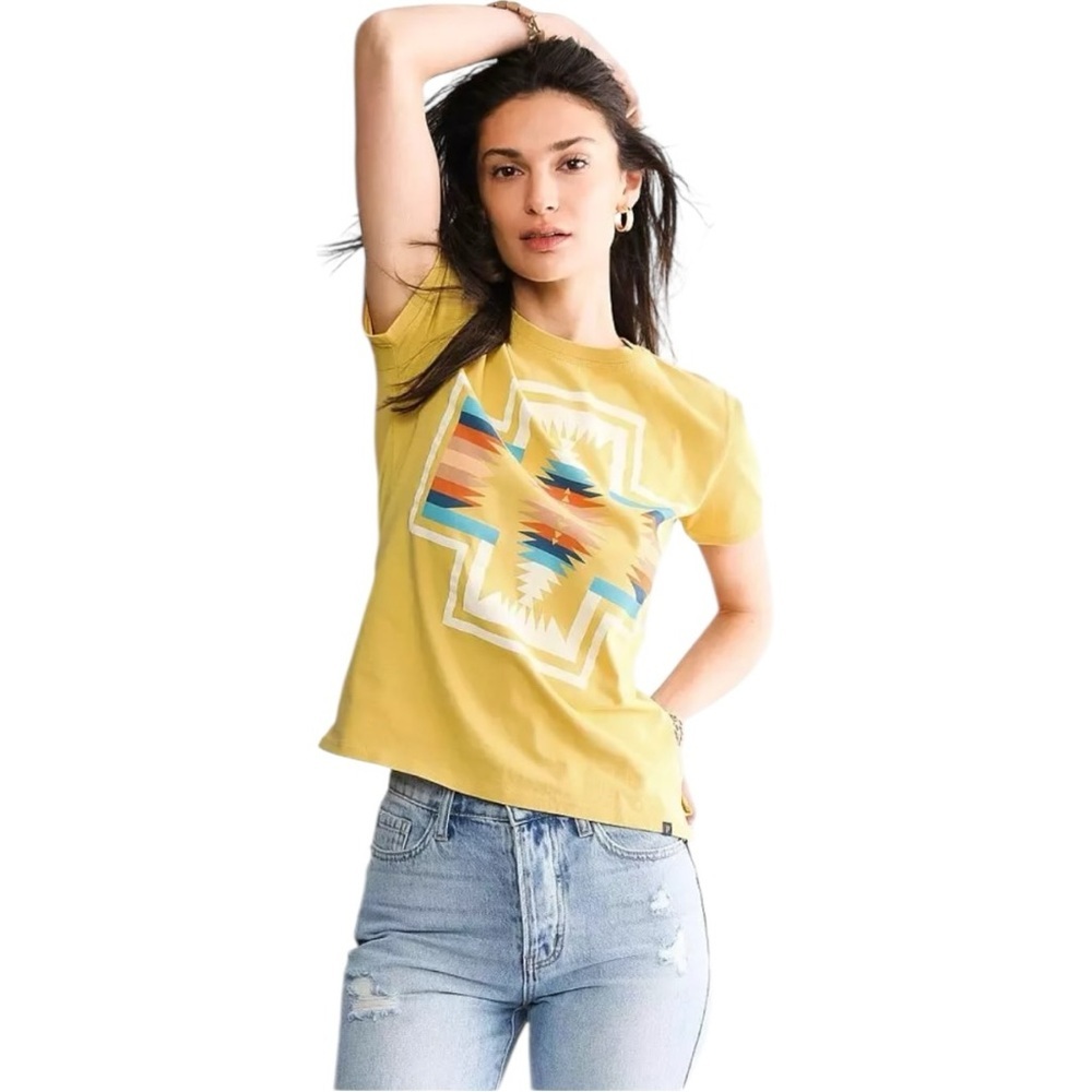 Pendleton Hood River Harding Yellow Aztec T-Shirt size Medium 100% Cotton